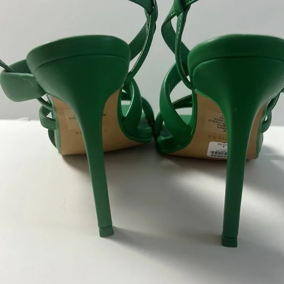 Express Green Strappy Sandals - Picture 5 of 11